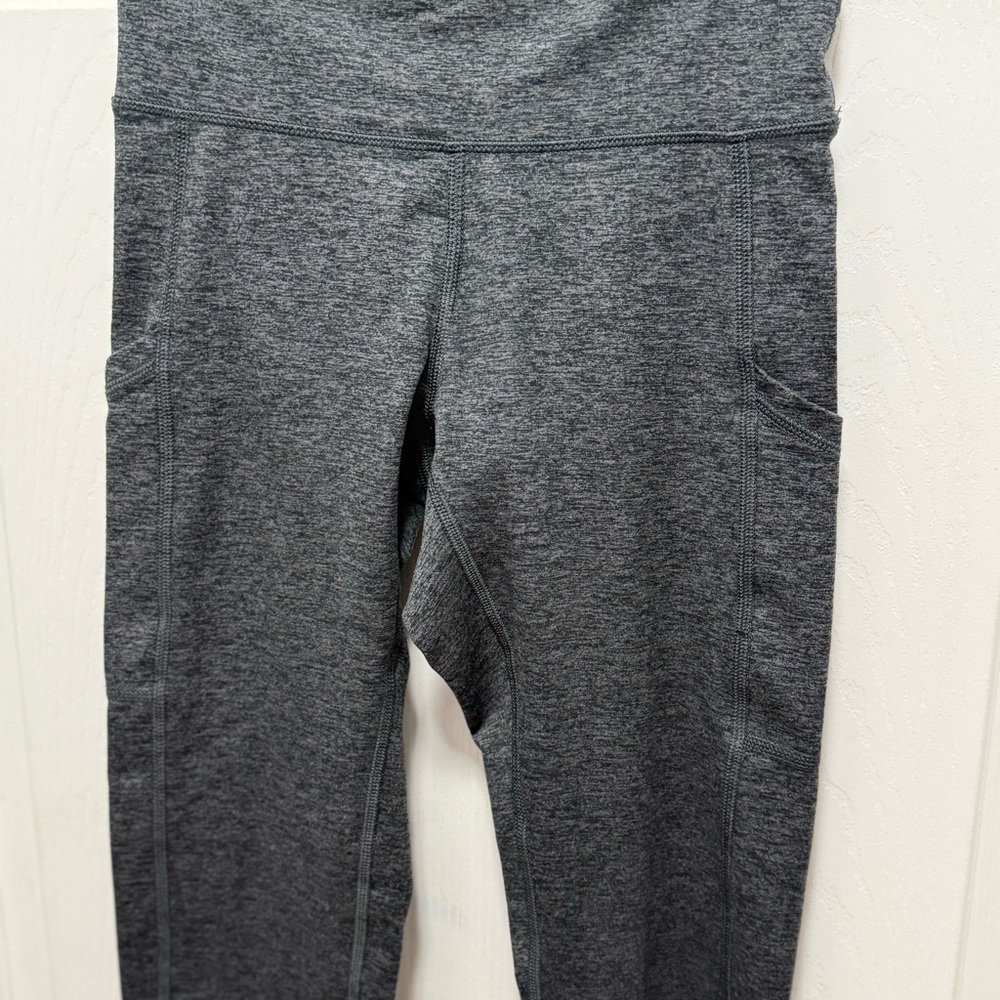 Aerie Gray Chill Play Move Leggings - Picture 2 of 4